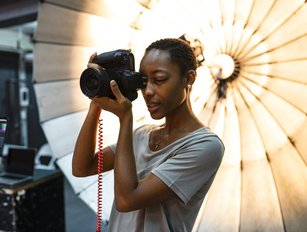 Why women are underrepresented in the photography industry