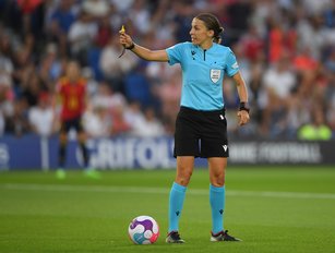 Good news Friday, easyJet and women at the World Cup